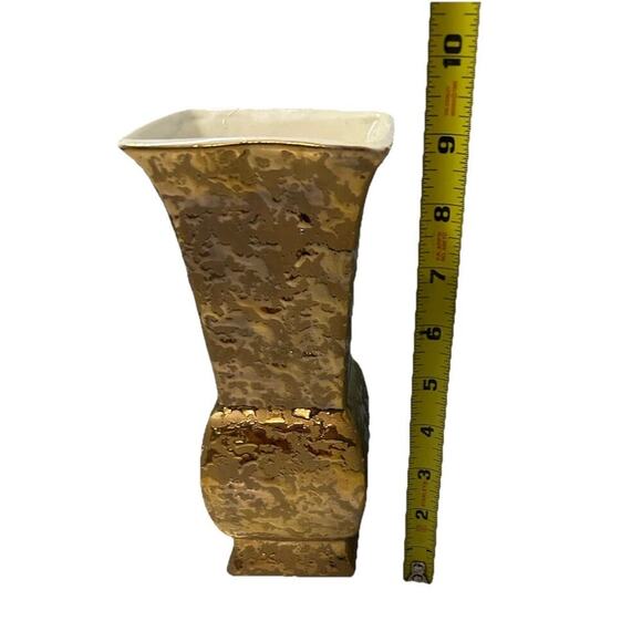 24 KT Gold 9” Tall Weeping Vase Made In USA Elegant Home Decor Entry Way Gift - Picture 3 of 13